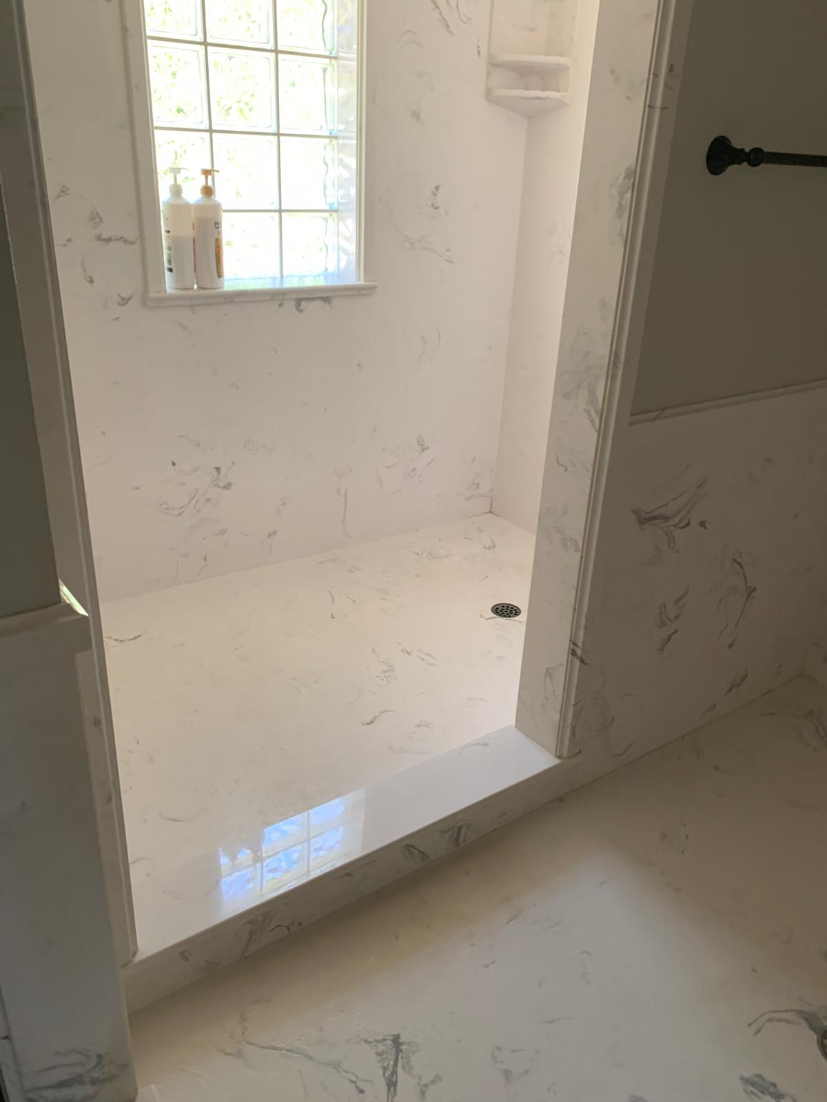 White bathroom deep cleaning and grout restoration